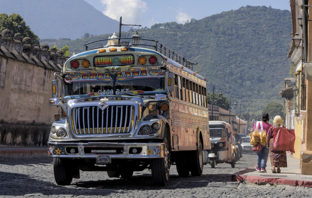 Antigua bused